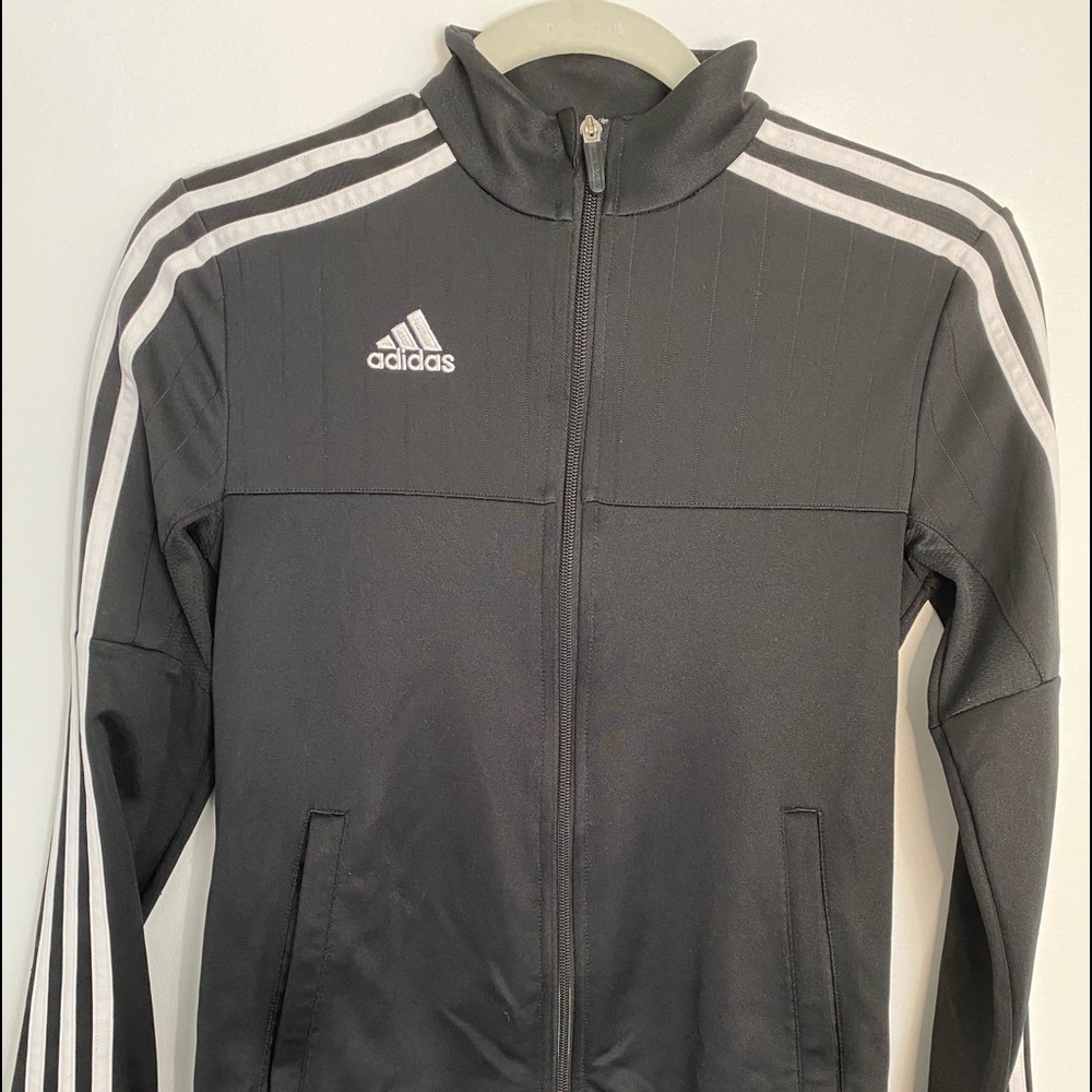Zip up
